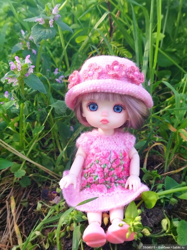 Сакура отцвела уже, а на наших платьях цветёт