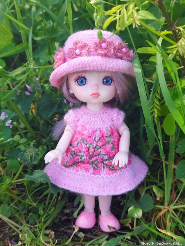 Сакура отцвела уже, а на наших платьях цветёт