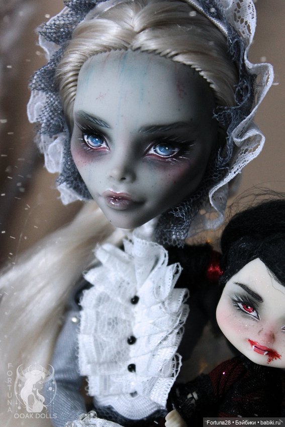 Тяжело бремя материнства, особенно когда ребенок - вампир (фото 2)