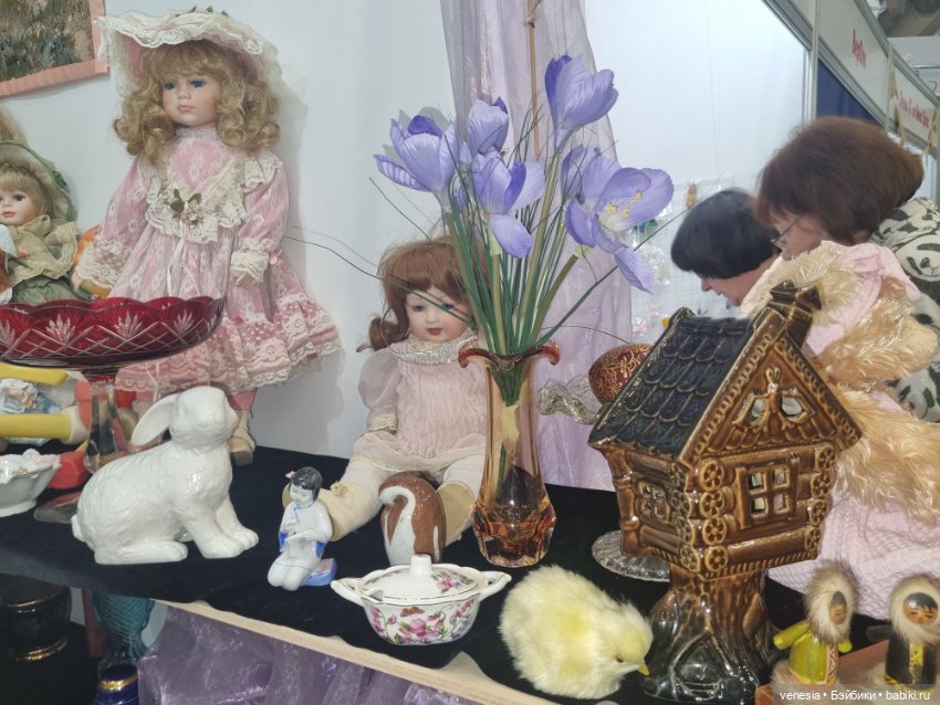 Куклы и мишки на Тишинке, апрель 2024