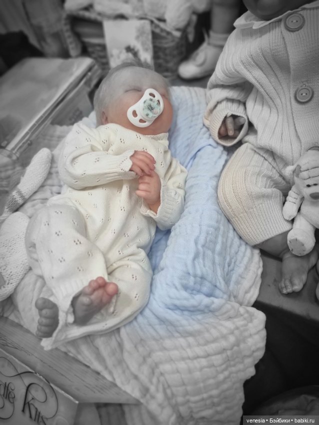 Выставка кукол и мишек. Крупный план