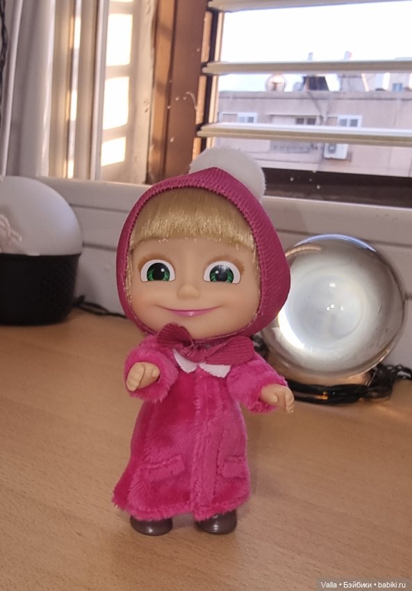 Маша смеётся и передаёт привет из Испании (фото 9)