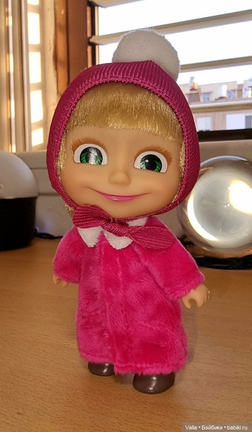 Маша смеётся и передаёт привет из Испании (фото 3)