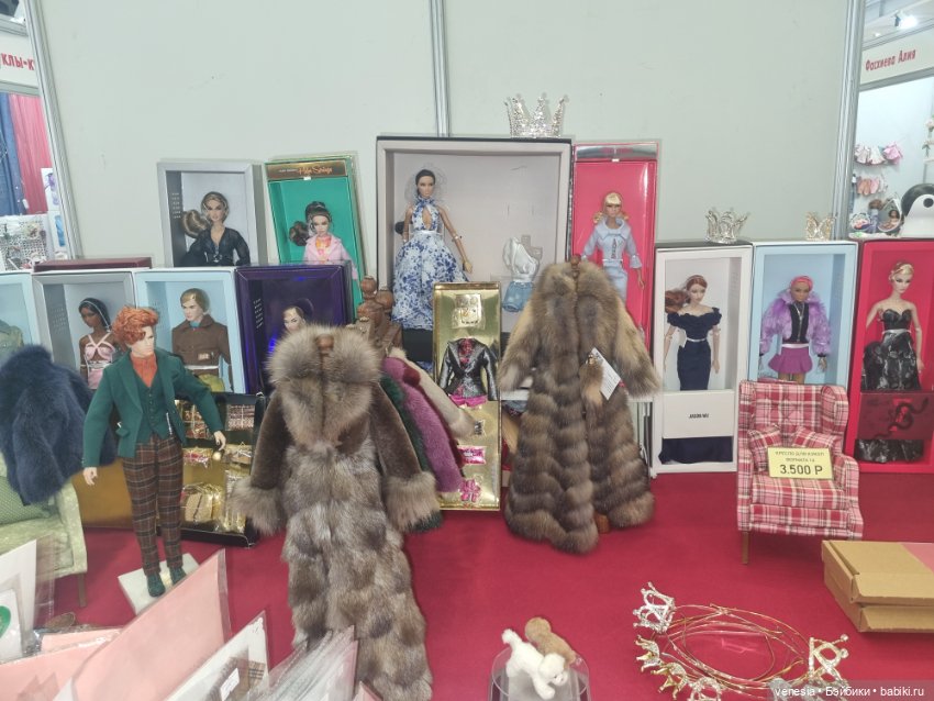 Выставка на Тишинке. Остатки фото ... сладки