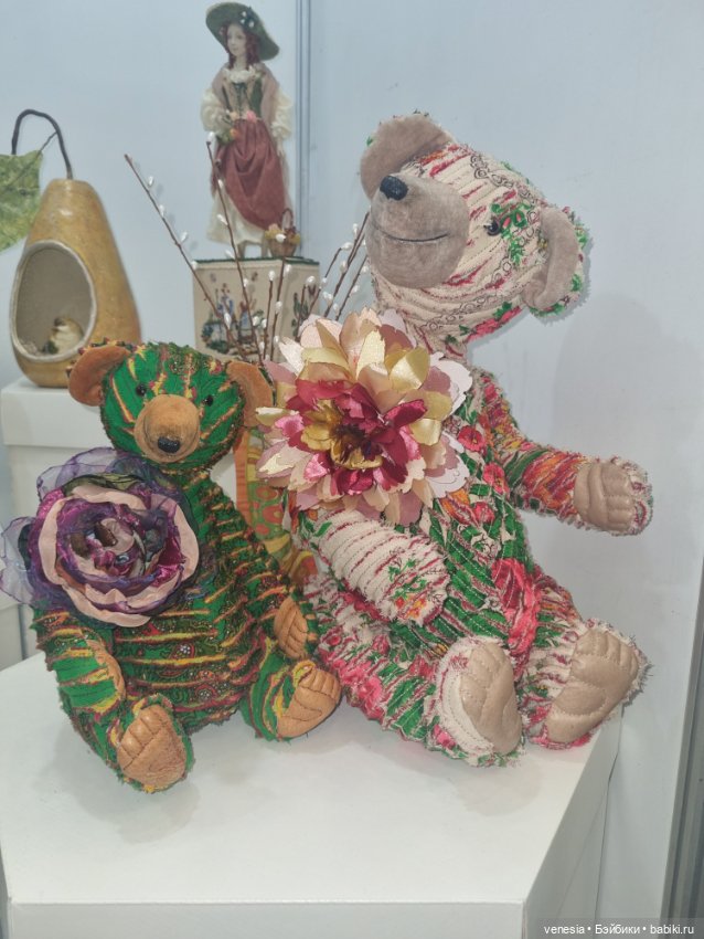 Выставка на Тишинке. Остатки фото ... сладки