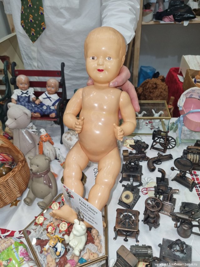 Выставка на Тишинке. Остатки фото ... сладки