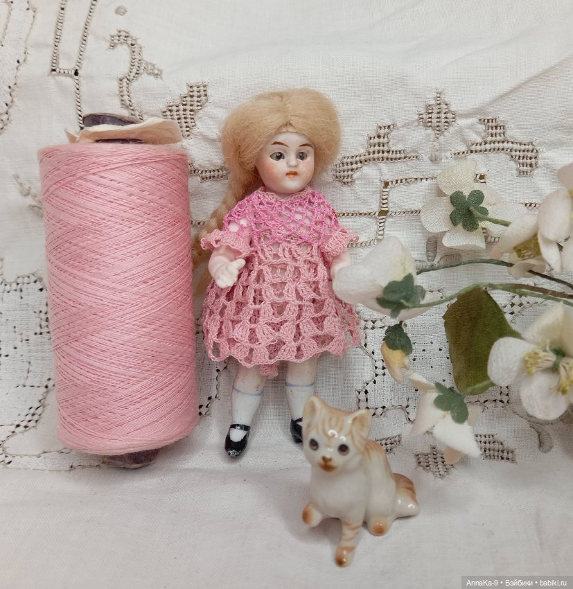 Вязаные наряды для моих миньонет 2