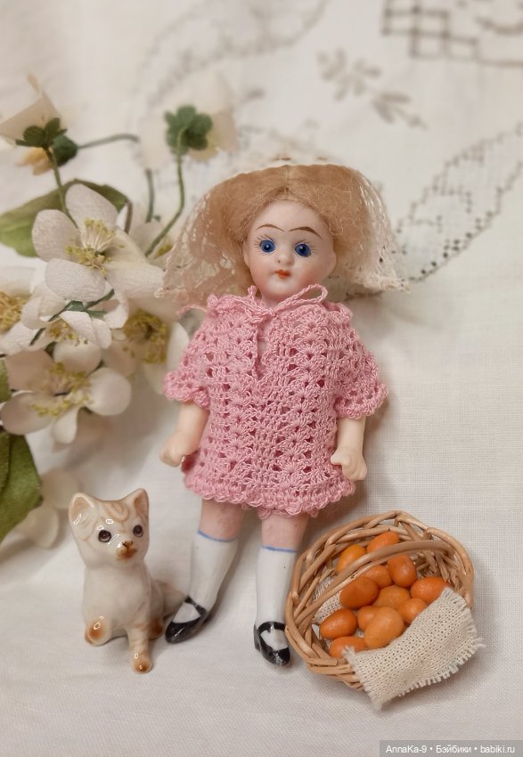 Вязаные наряды для моих миньонет 2
