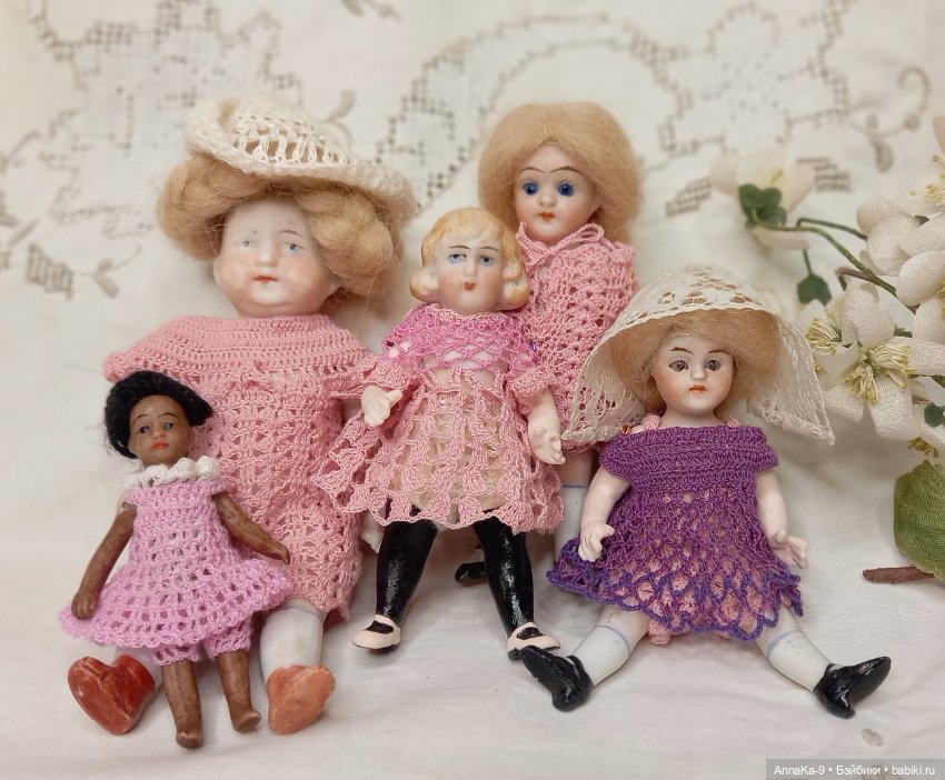 Вязаные наряды для моих миньонет 2 (фото 8)