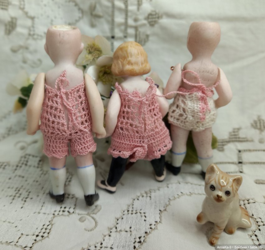 Вязаные наряды для моих миньонет 2 (фото 3)