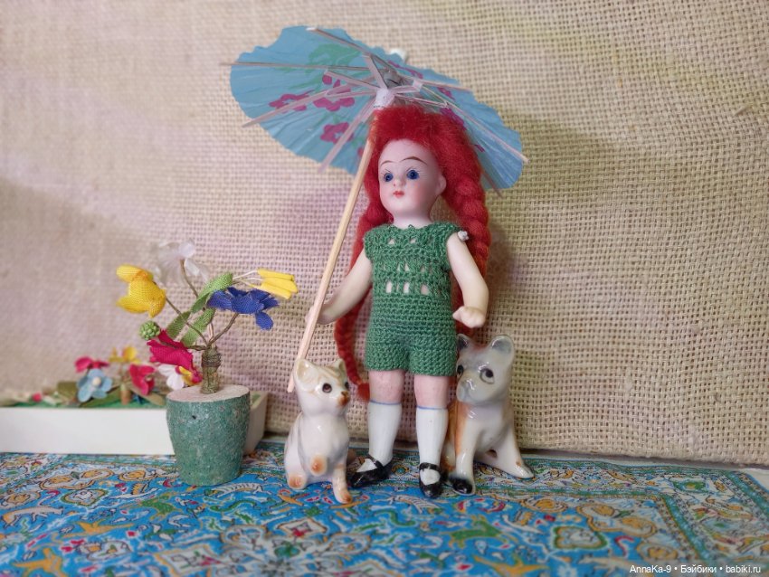 Вязаные наряды для моих миньонет 2