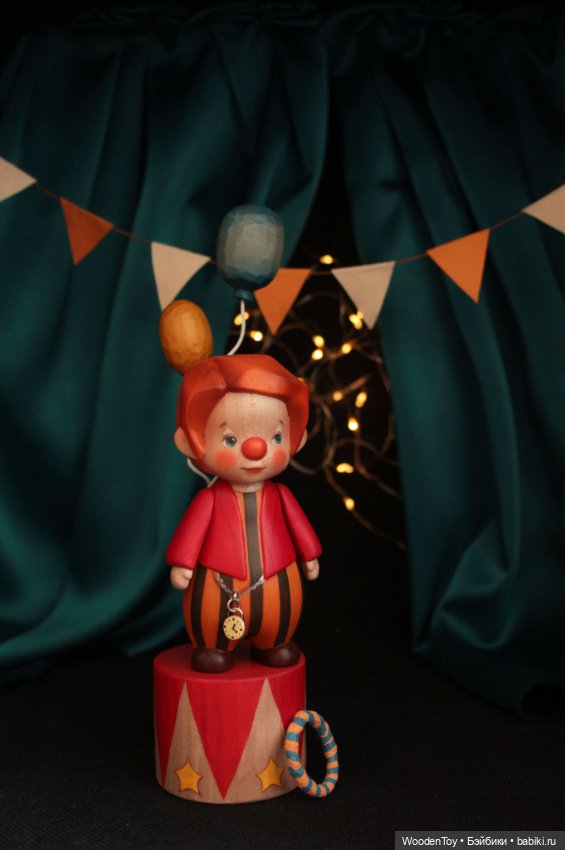 На арене цирка — Авторские куклы из дерева (фото 4)