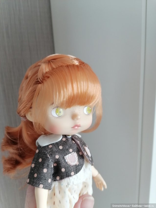 Как уложить чёлку Xiaomi Monst Doll (фото 4)