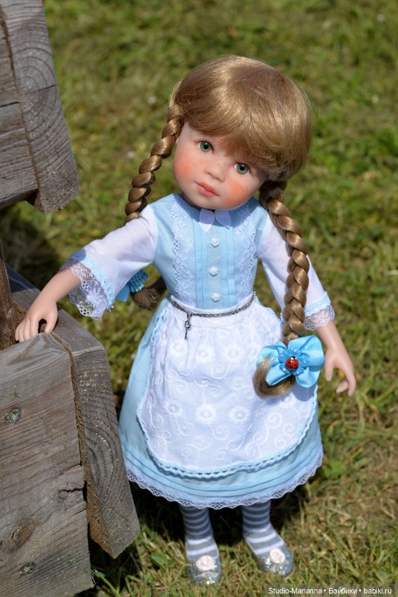 Платье Алисы для куколки Шильдкрет (фото 5)