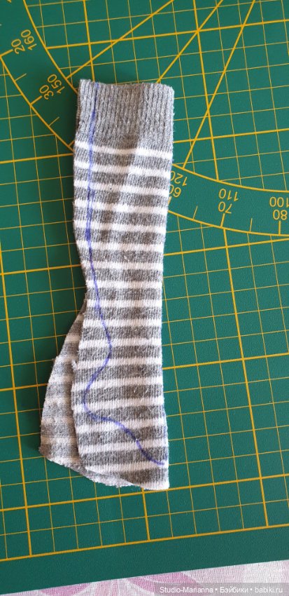 Платье Алисы для куколки Шильдкрет (фото 9)