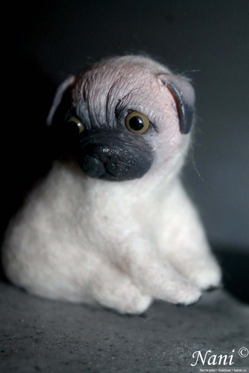 Полезный мопсик — Игрушки в смешанной технике (мех и глина): Арт (фото 4)