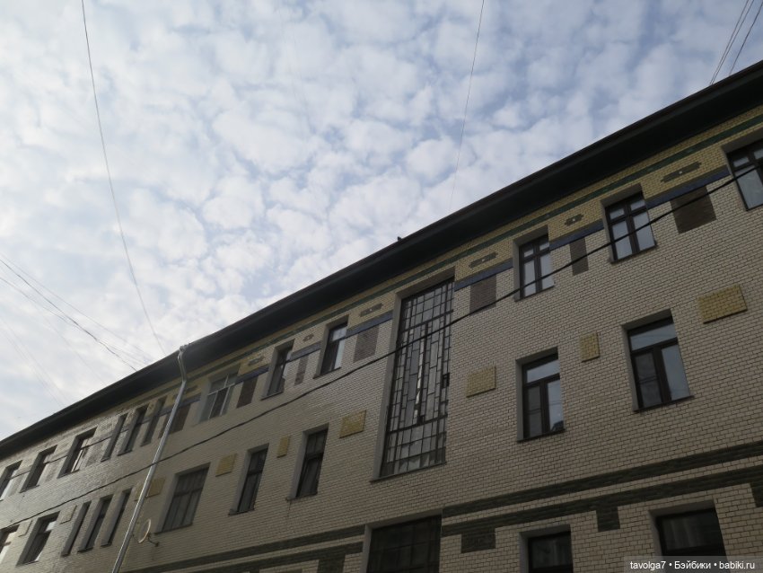 Аптекарский огород в апреле