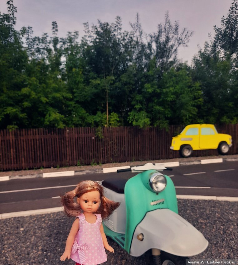 Как девчонки в автопарк ходили