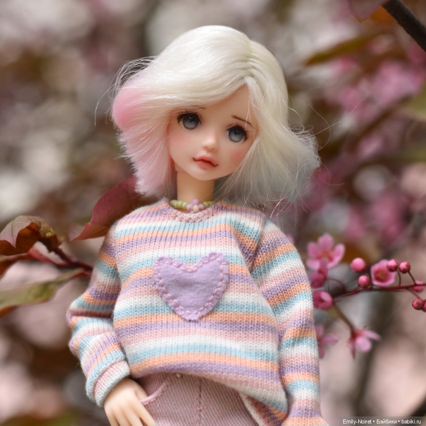 Розовая черемуха — Коллекции игровых кукол (Playline): фото полок (фото 3)