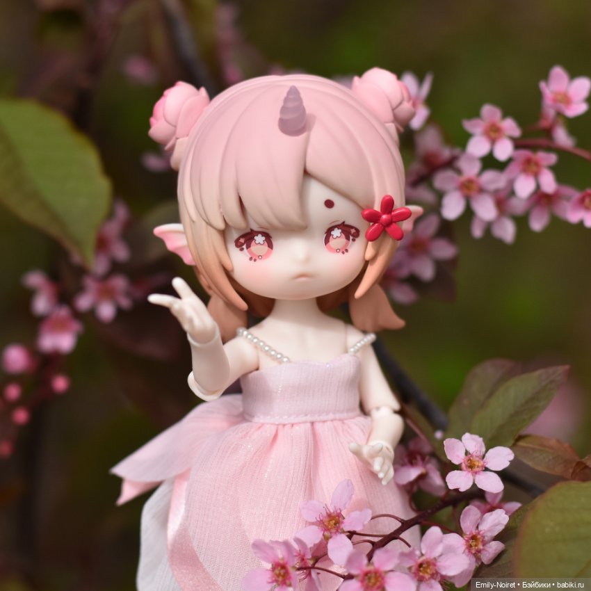 Розовая черемуха — Коллекции игровых кукол (Playline): фото полок (фото 6)
