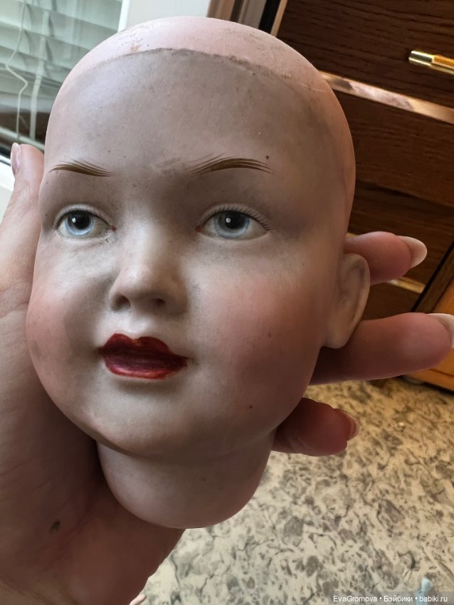 Помогите опознать куклу,тело репро тли оригинал