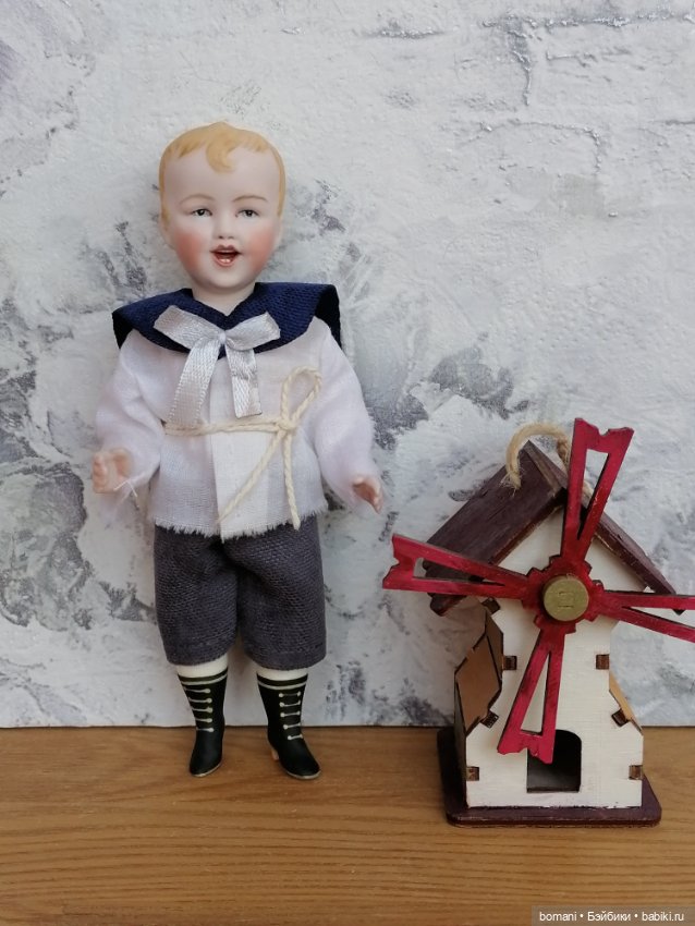 Герман наряжается — Редкие антикварные куклы и реплики: воск