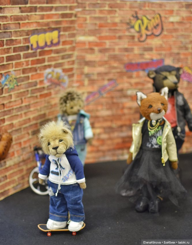 Весенний бал кукол: мордочки, существа и прочие сущности