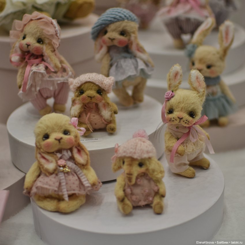 Весенний бал кукол: мордочки, существа и прочие сущности