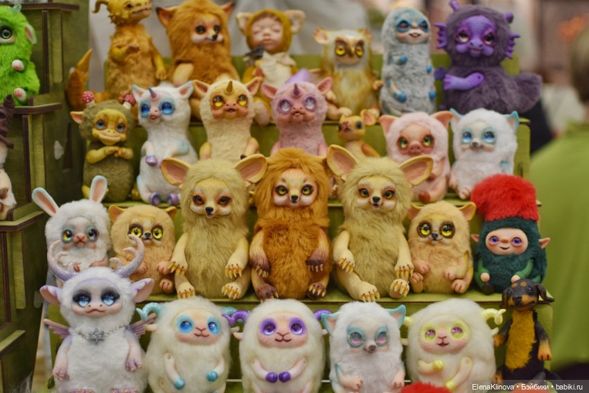 Весенний бал кукол: мордочки, существа и прочие сущности