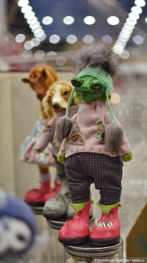 Весенний бал кукол: мордочки, существа и прочие сущности