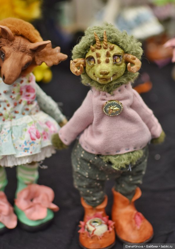 Весенний бал кукол: мордочки, существа и прочие сущности