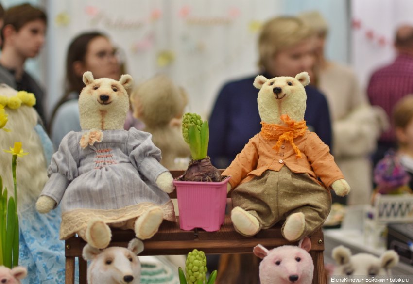 Весенний бал кукол: мордочки, существа и прочие сущности
