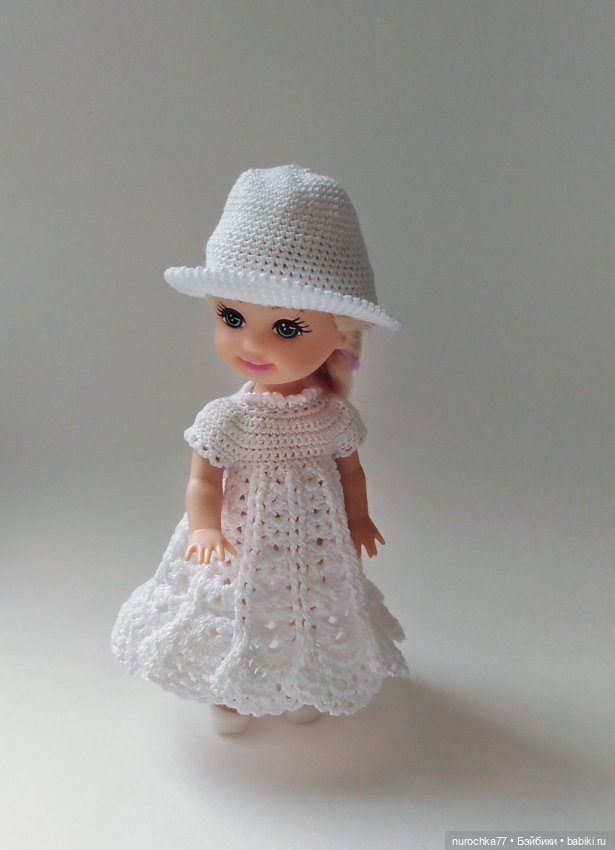 Белое платье, белая шляпа (фото 2)