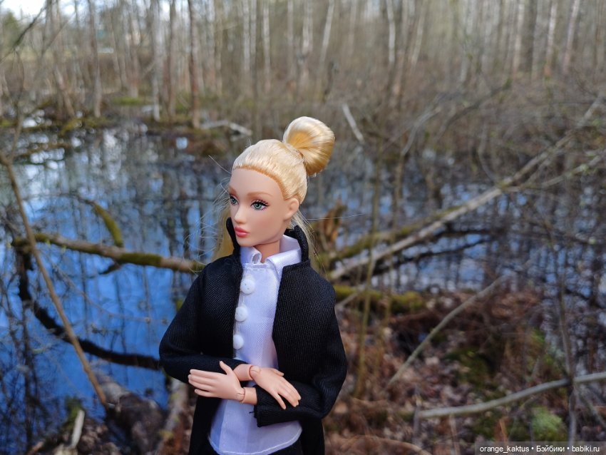 Первая прогулка Юли — Аналоги Барби и куклы 1/6: клоны 90