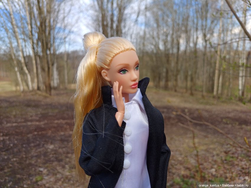 Первая прогулка Юли — Аналоги Барби и куклы 1/6: клоны 90