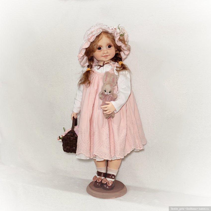 Эмилия. Авторская текстильная кукла (фото 7)