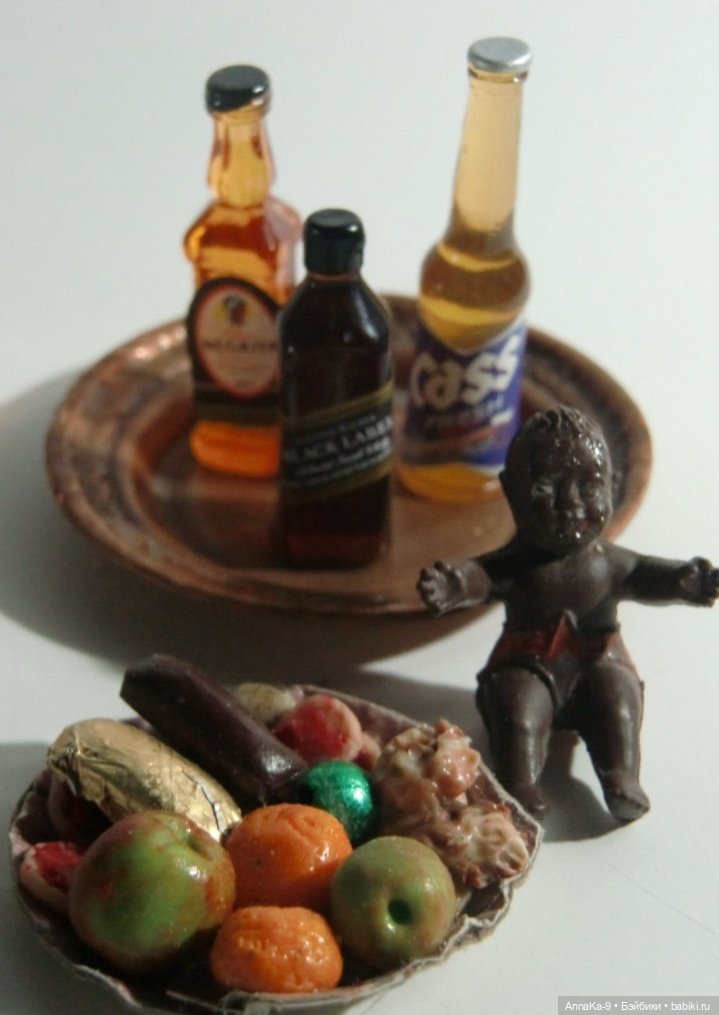 Фото подборка с аукционов с антикварной и винтажной кукольной миниатюрой (фото 7)