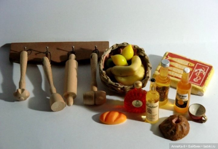 Фото подборка с аукционов с антикварной и винтажной кукольной миниатюрой (фото 5)