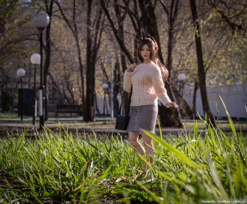 Мэнди в парке, весна 2024 (фото 8)