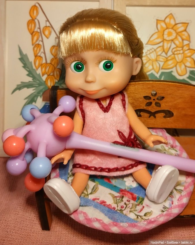 Ручка-шапка✍️🎩 — Куклы Маша и Медведь (Simba): Маша в кармашке (фото 2)