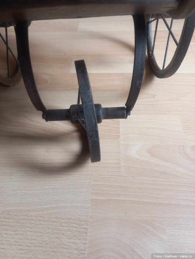 Старая колясочка — Мебель для кукол и домиков: фото (фото 10)