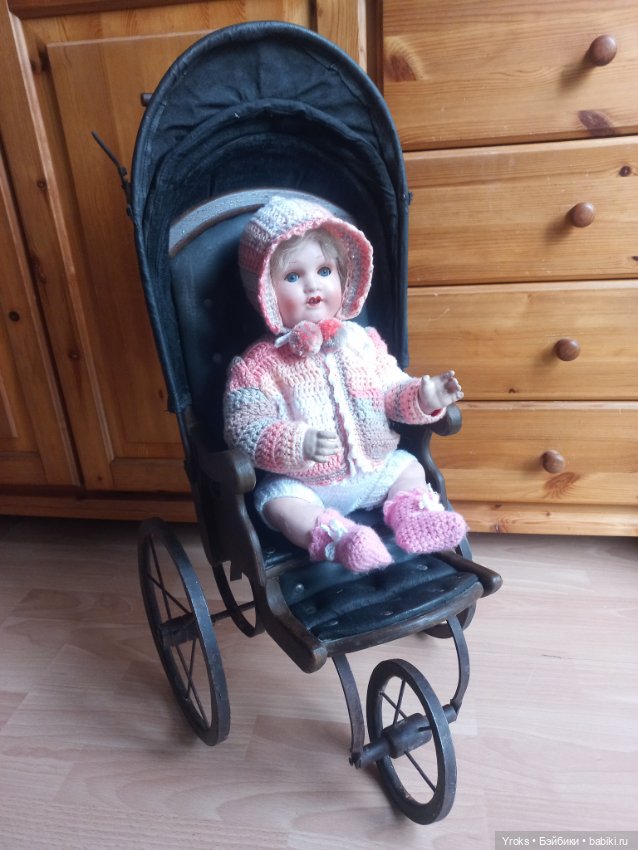 Старая колясочка — Мебель для кукол и домиков: фото