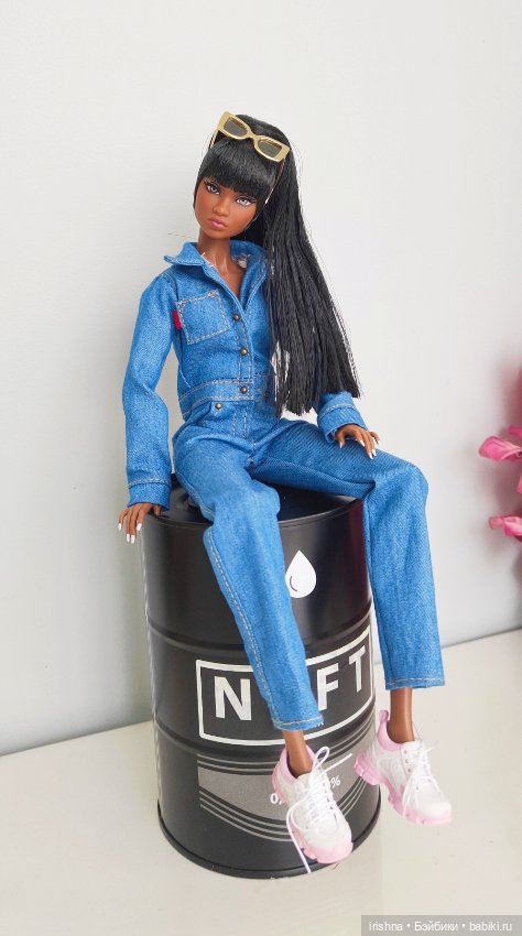 Джинсовая мода — Одежда и обувь для кукол своими руками: фото (фото 10)