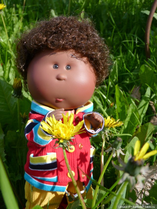 Томас и месяц Май — Куклы Nines d'Onil (Нинес): Миа (Mia) (фото 2)