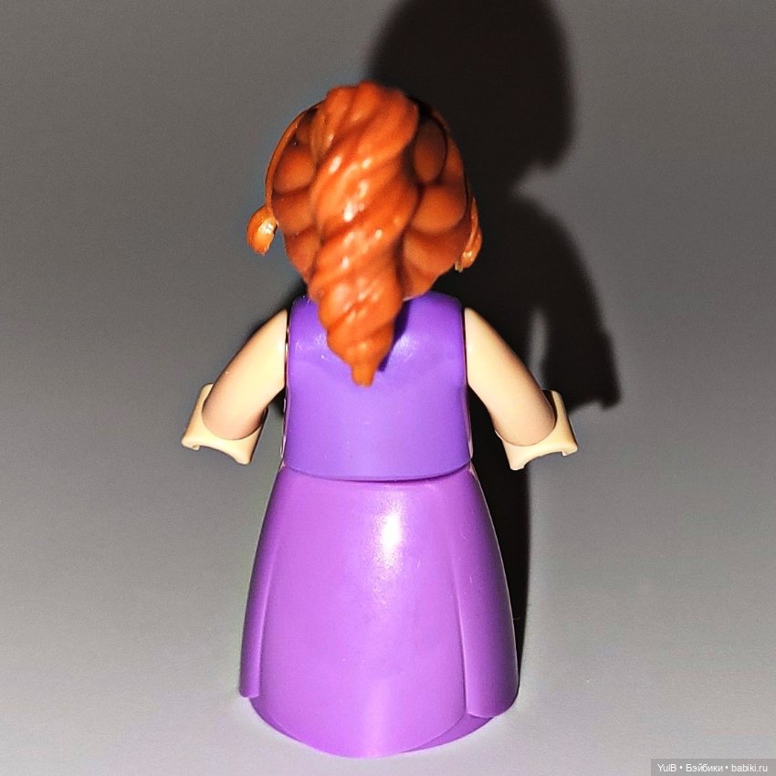 На большом воздушном шаре