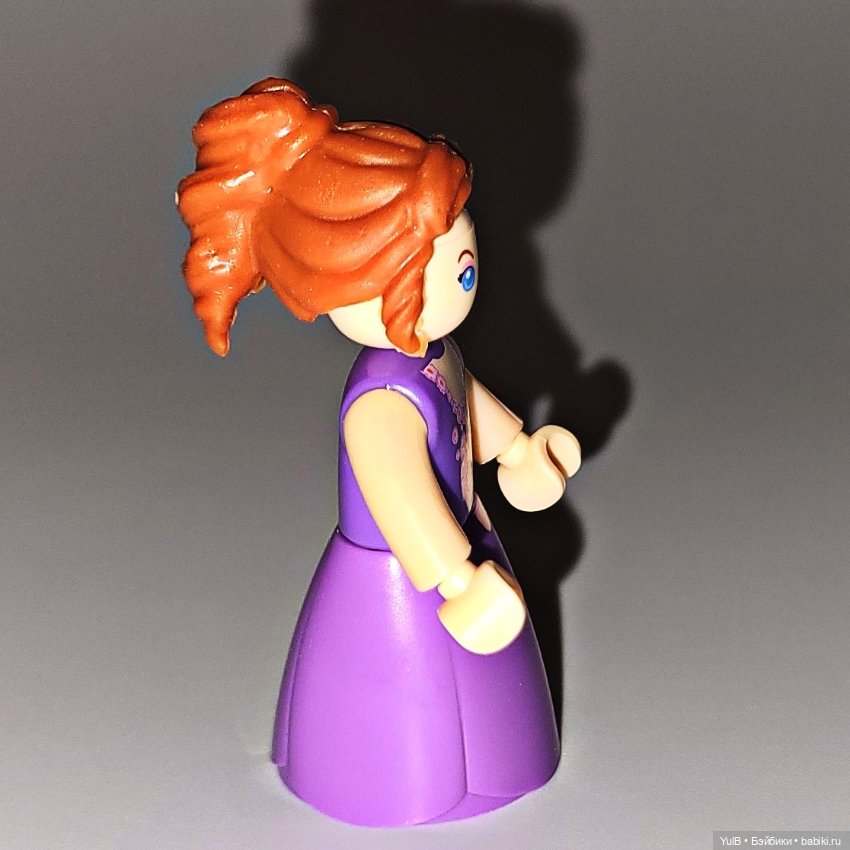 На большом воздушном шаре