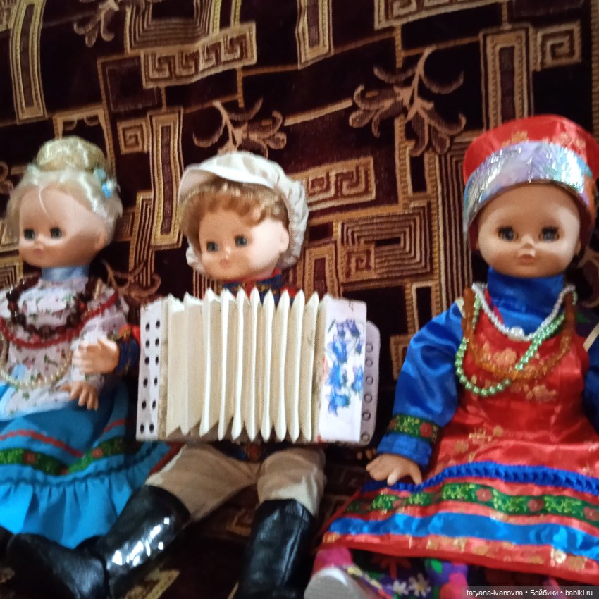 Праздник Пасхи наступил и к друзьям можно в гости сходить и повеселиться