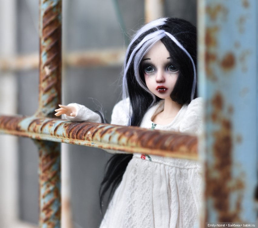 Сиротка — ООАК и репейнт игровых кукол: Bratz (фото 7)