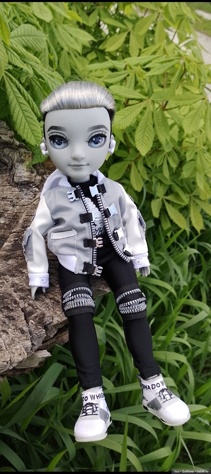 Эш Сильверстоун, Шедоу Хай (MGA , Shadow High) на прогулке) (фото 8)