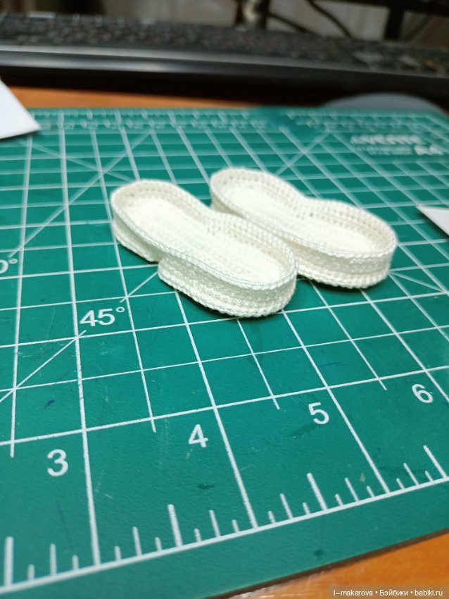 Вот такие кроссовочки у меня получились